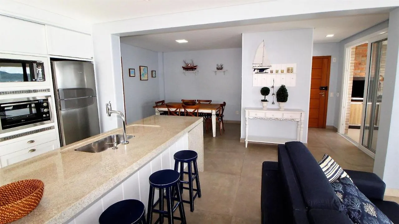 1080 - Apartamento Com Vista Para O Mar Em Bombinhas